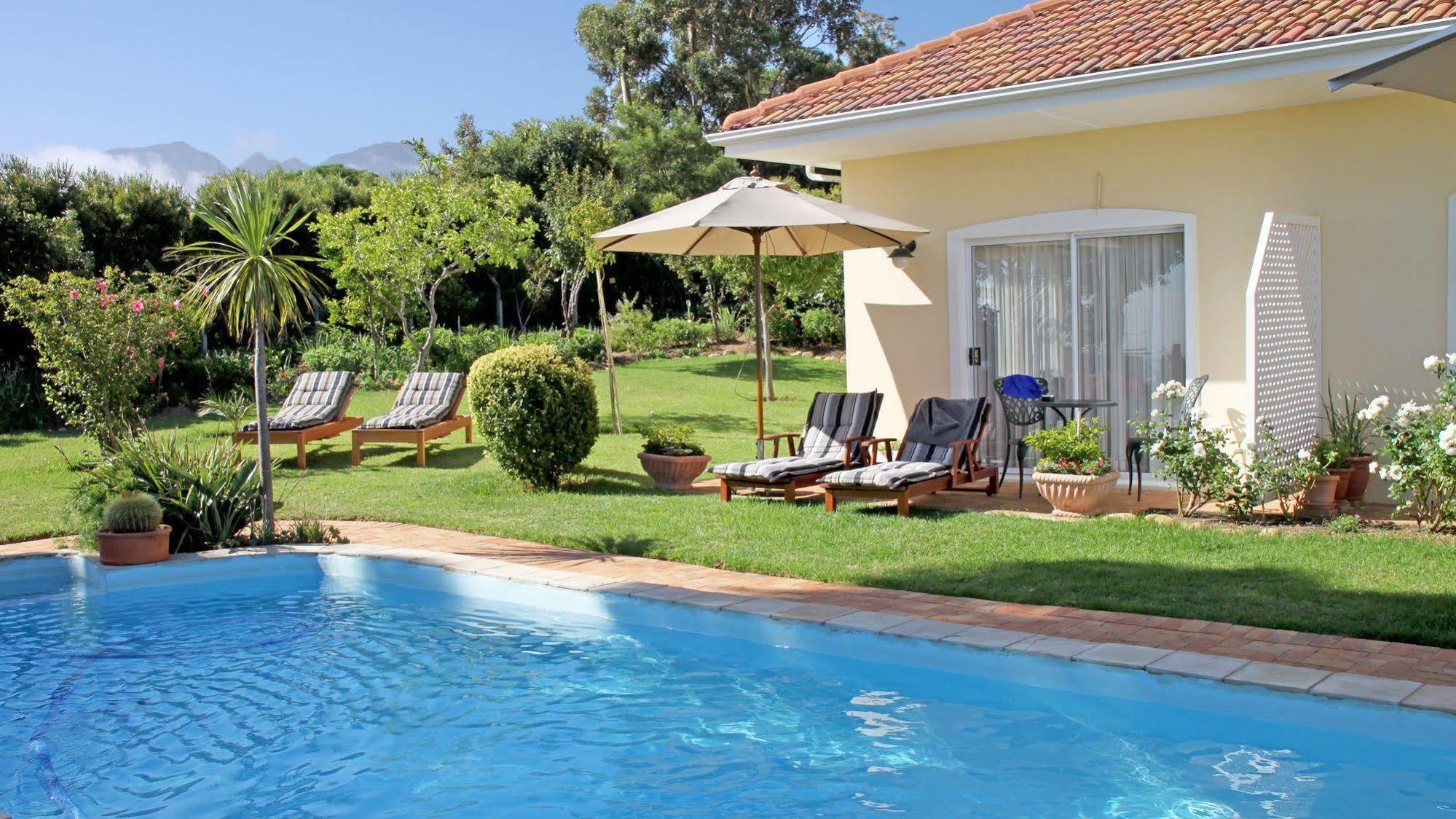 Somerset Sights B&B Somerset West Exterior foto