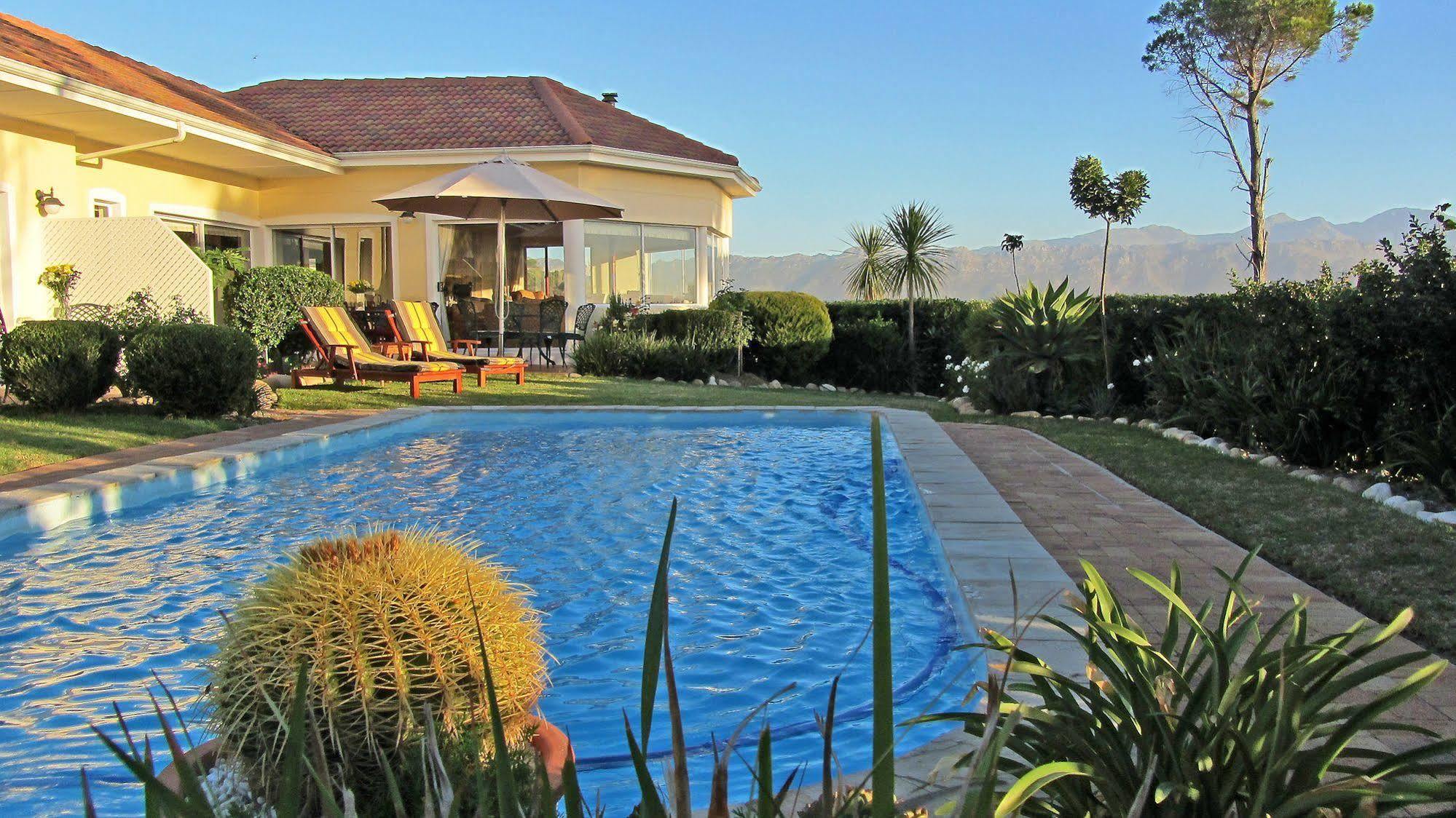 Somerset Sights B&B Somerset West Exterior foto